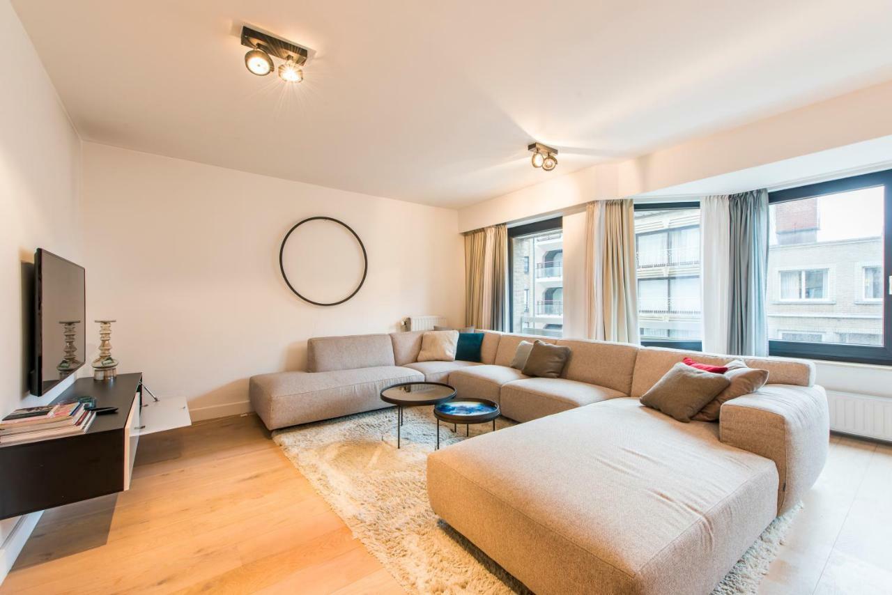Ruim En Modern Appartement Te Knokke Nabij De Dijk Exterior foto